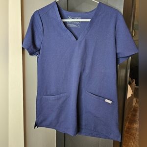 Figs technical collection navy blue Scrub top size small